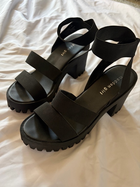 Madden Girl Shoes - Madden Girl Black Chunky Platform Strappy Sandal Size 9
